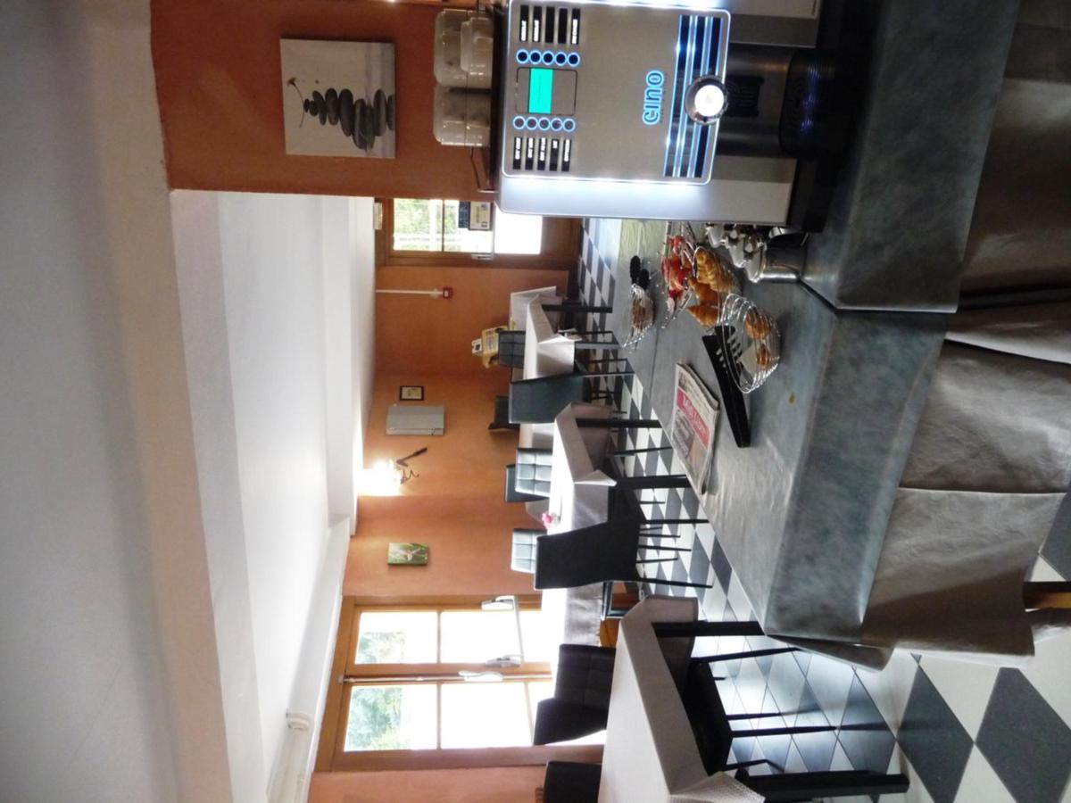Hotel Restaurant Le Colombier Remoulins Luaran gambar